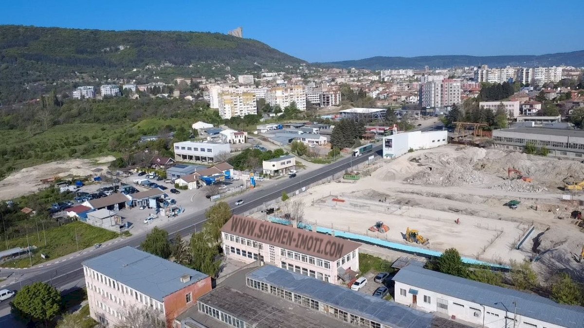 Locale Commerciale Shumen (zona Промишлена зона) - foto 1