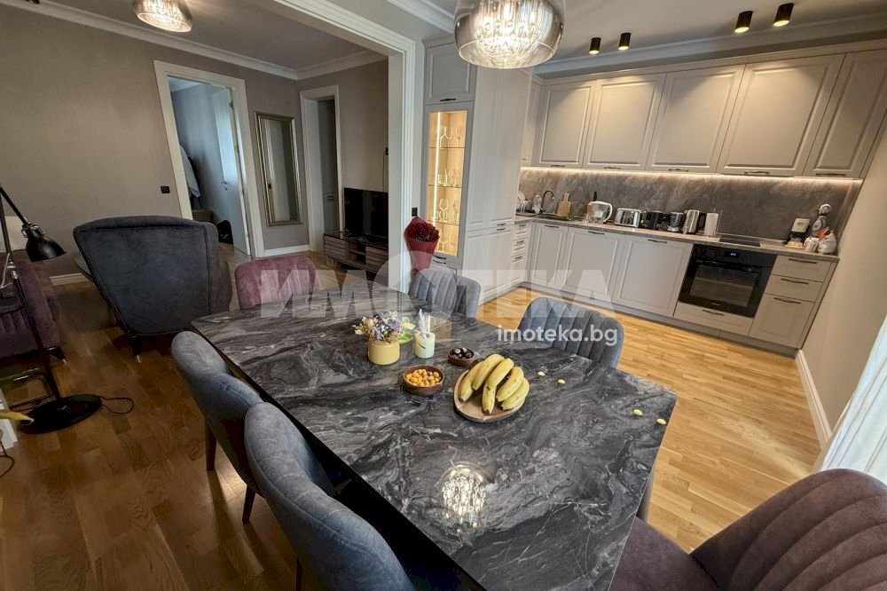 Three-room apartment Sofia - photo 1