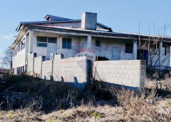 Commercial Premises Balchik - photo 1