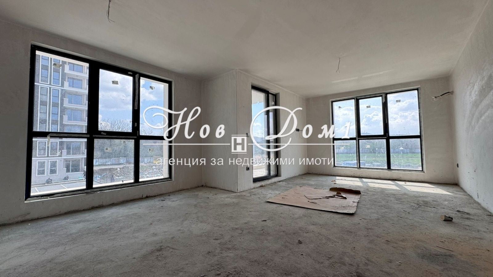 Four-room apartment Plovdiv (neighborhood Гагарин) - photo 1