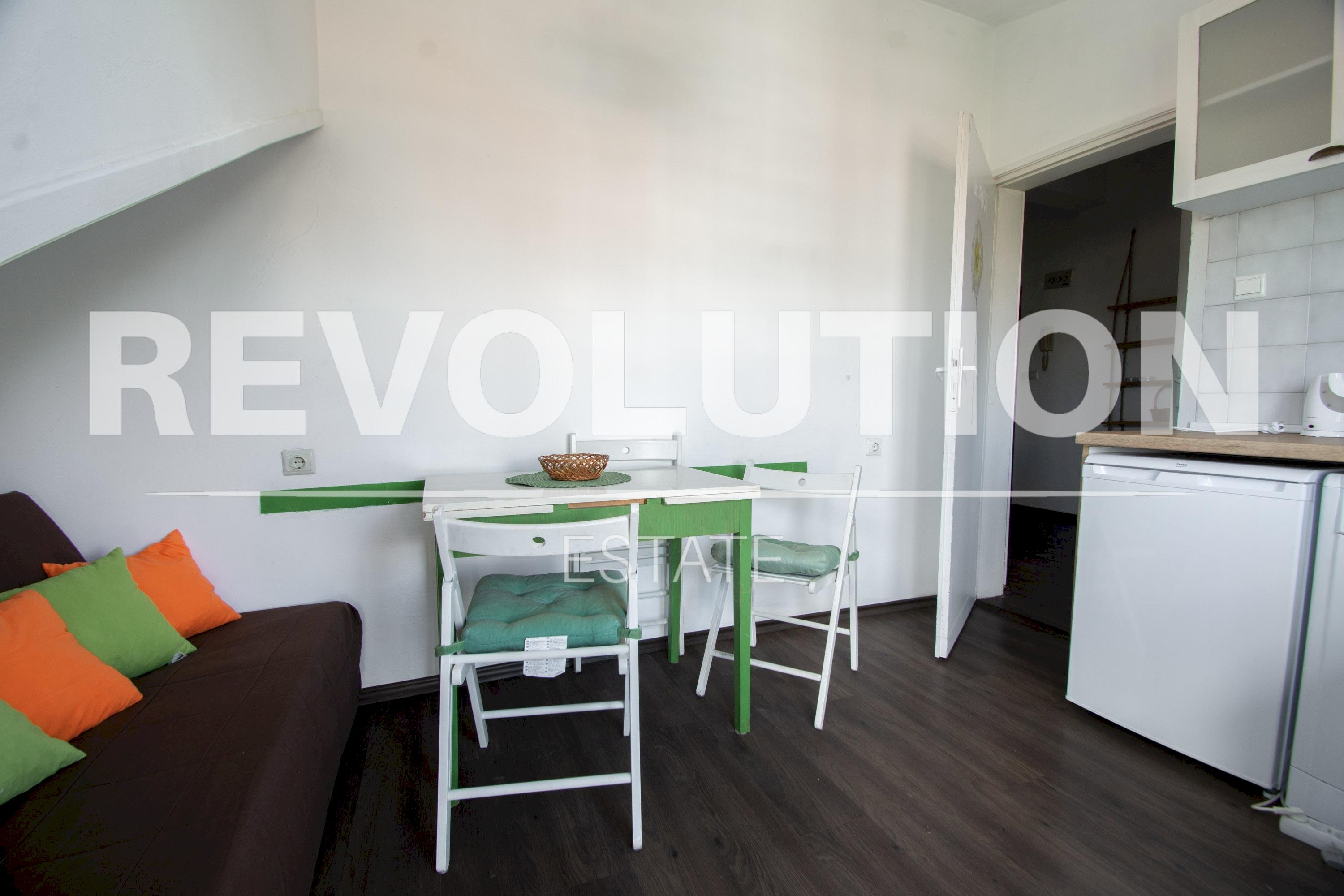One-room apartment Sofia (neighborhood Изток) - photo 1