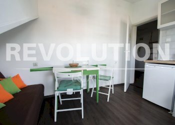 One-room apartment Sofia (neighborhood Изток) - photo 1