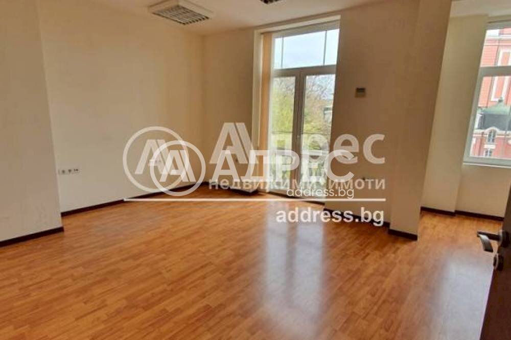 Офис Varna city, Варна - фото 1