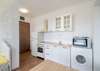 One-room apartment Sofia (neighborhood Красна поляна 3) - photo 1