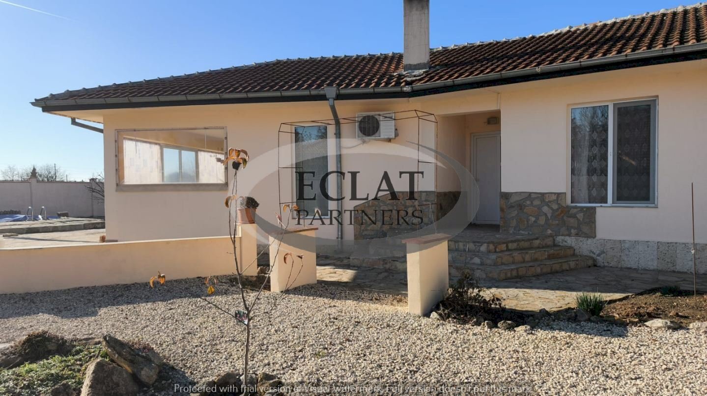 Independent house Balchik - photo 1