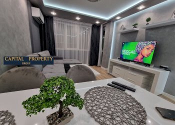 Two-room apartment Varna (neighborhood Център) - photo 1