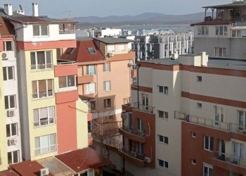 Two-room apartment Burgas (neighborhood Меден рудник - зона В) - photo 1