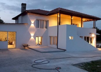 Casa indipendente Suvorovo - foto 1