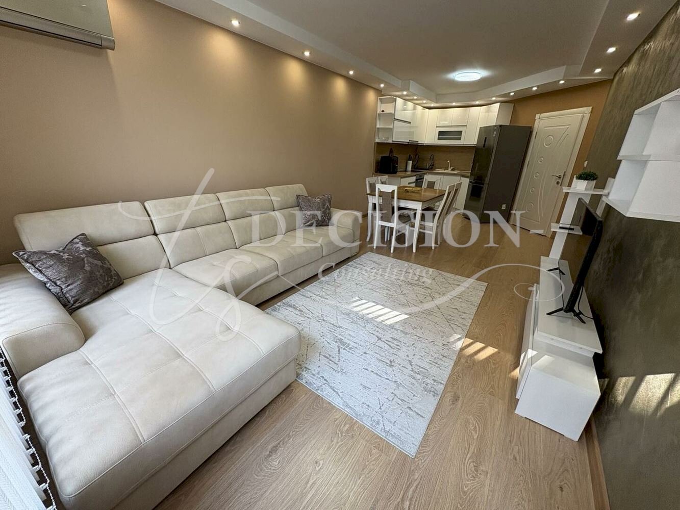 Three-room apartment Veliko Tarnovo (neighborhood бул.Никола Габровски) - photo 1