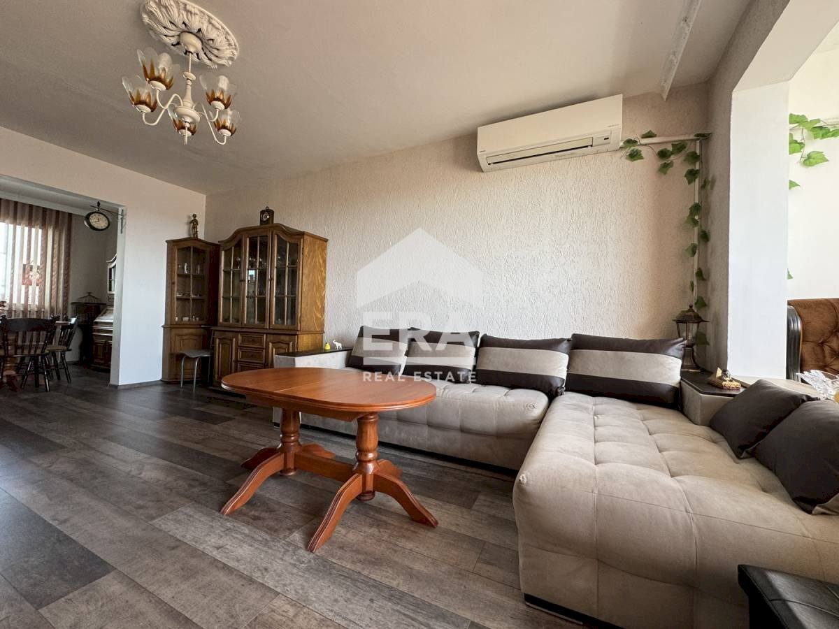 Three-room apartment Silistra - photo 1