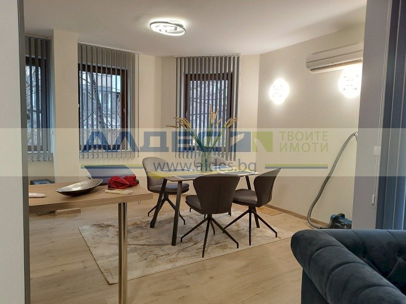 Apartment ул. Урвич, Sofia (neighborhood Хиподрума) - photo 1