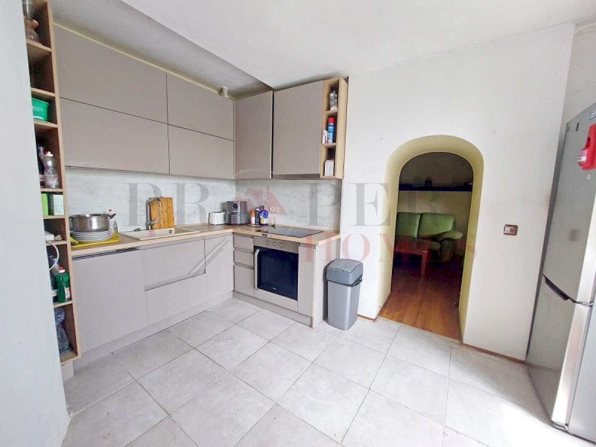 Casa indipendente Veliko Tarnovo (zona Варуша) - foto 1