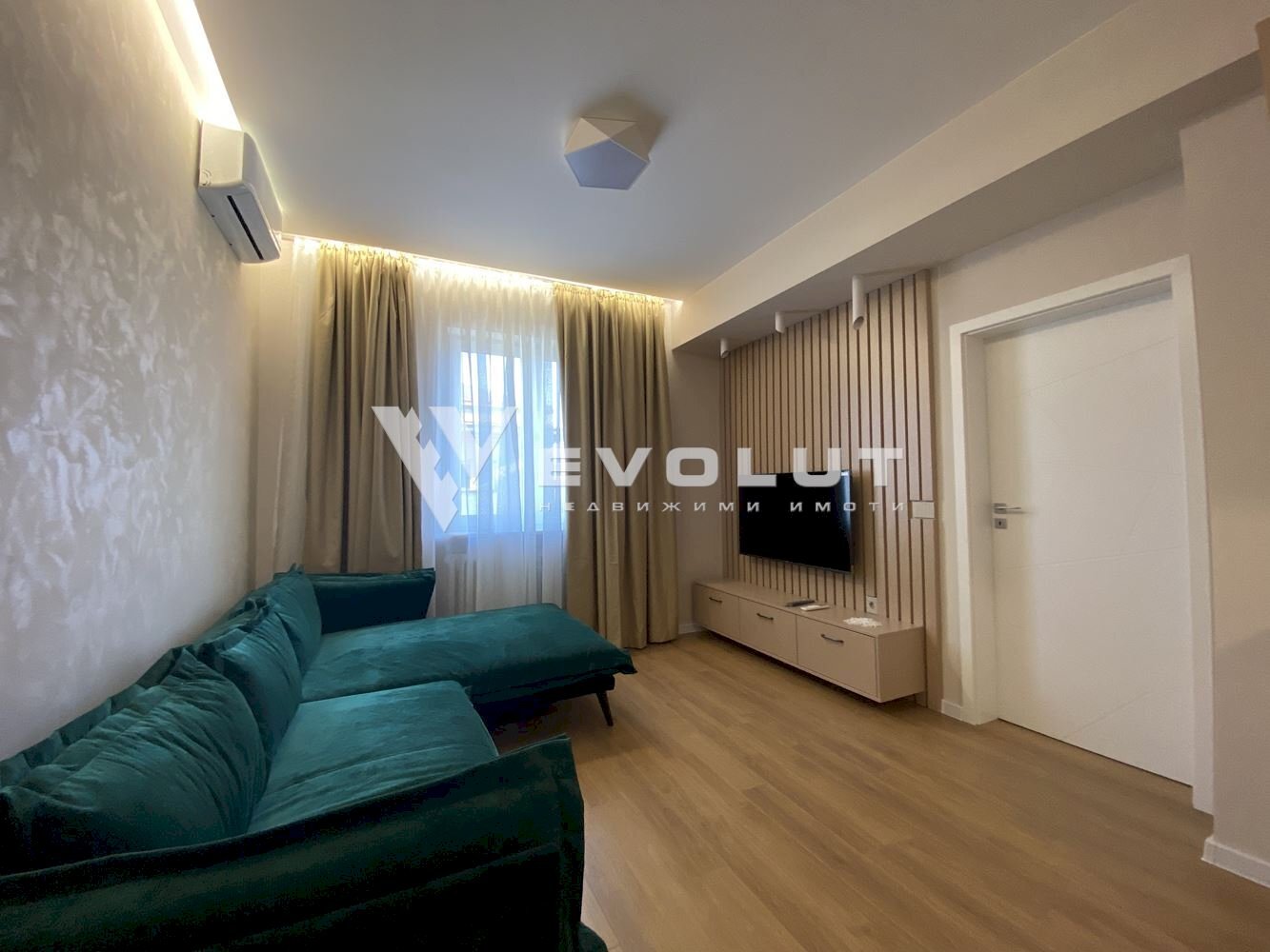 Three-room apartment Sofia - photo 1