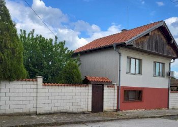 Casa indipendente Kaspichan - foto 1