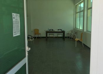 Shop Veliko Tarnovo (neighborhood Колю Фичето) - photo 1