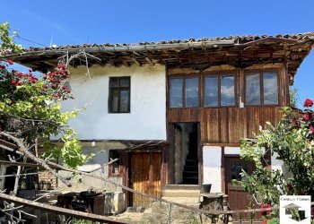 Casa indipendente Veliko Tarnovo - foto 1