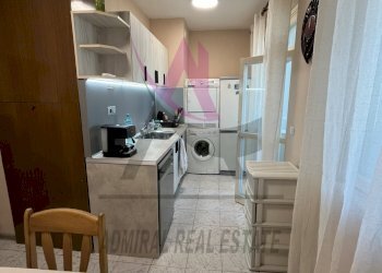 Trilocale Varna (zona Лк Тракия) - foto 1