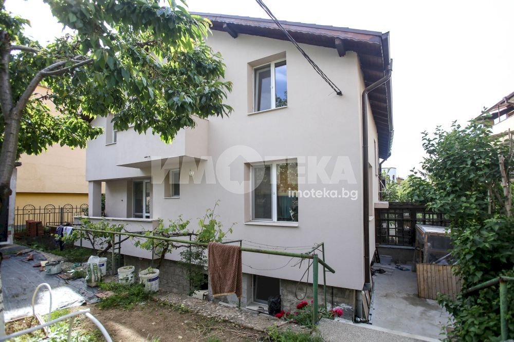 Independent house Sofia - photo 1