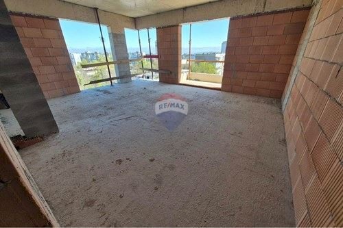 Three-room apartment Varna (neighborhood Изгрев) - photo 1
