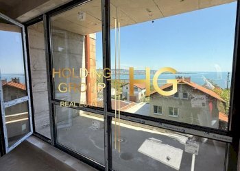 Three-room apartment Varna (neighborhood Галата) - photo 1