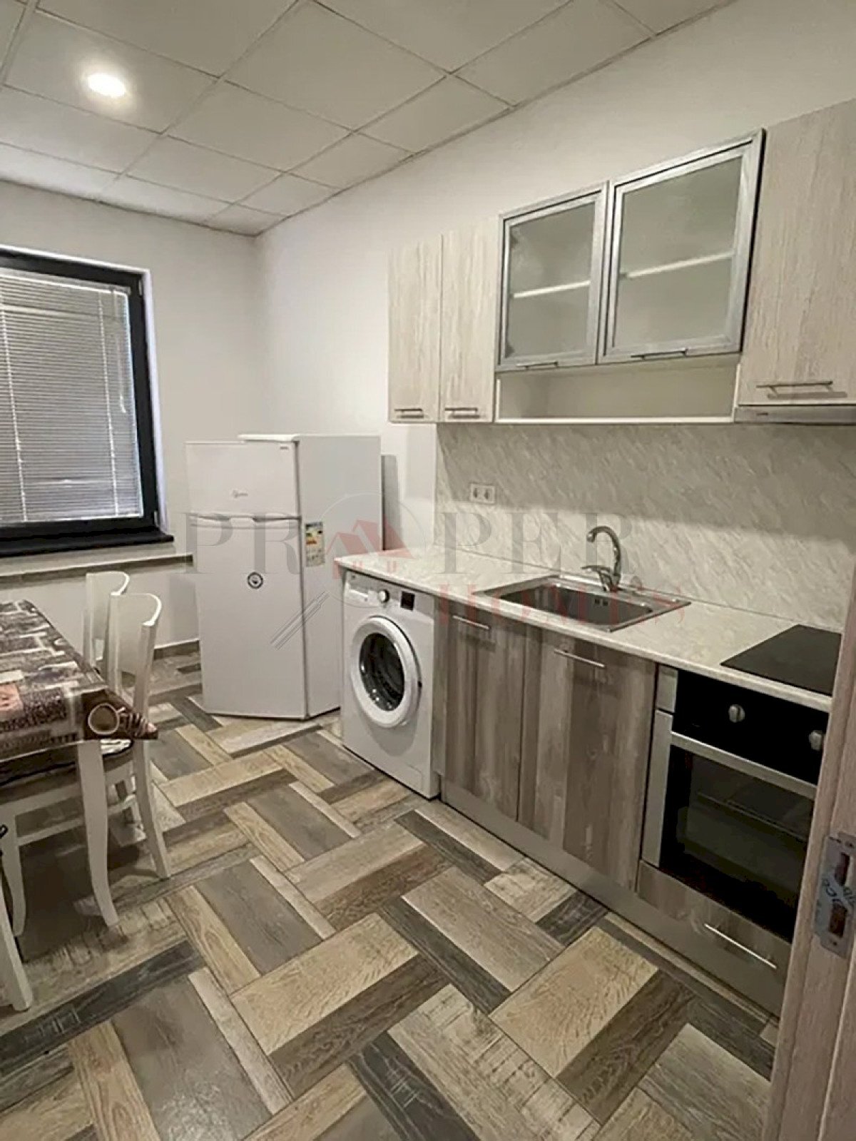 Three-room apartment Veliko Tarnovo (neighborhood Център) - photo 1