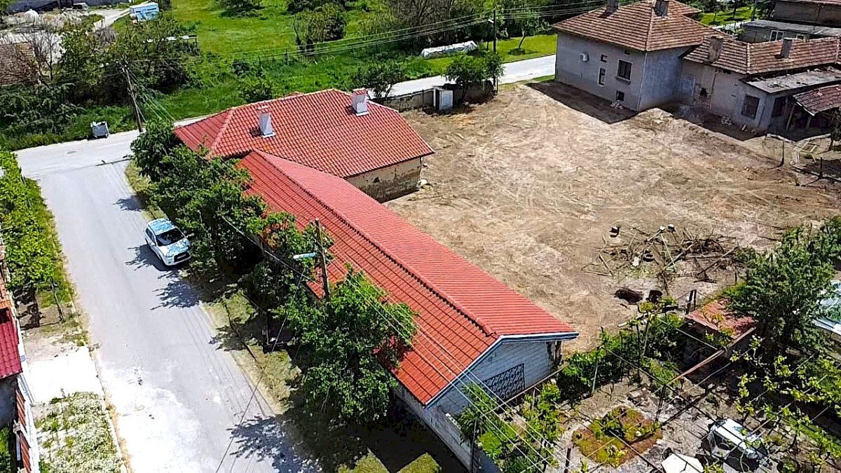 Independent house гр. Смядово, Smyadovo - photo 1
