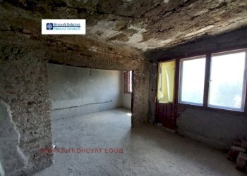 Четиристаен Кюстендил (квартал Бузлуджа) - фото 1