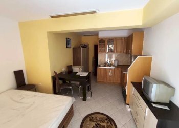 One-room apartment Varna (neighborhood Колхозен пазар) - photo 1