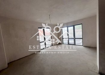 Three-room apartment Shumen (neighborhood 5-ти полк) - photo 1