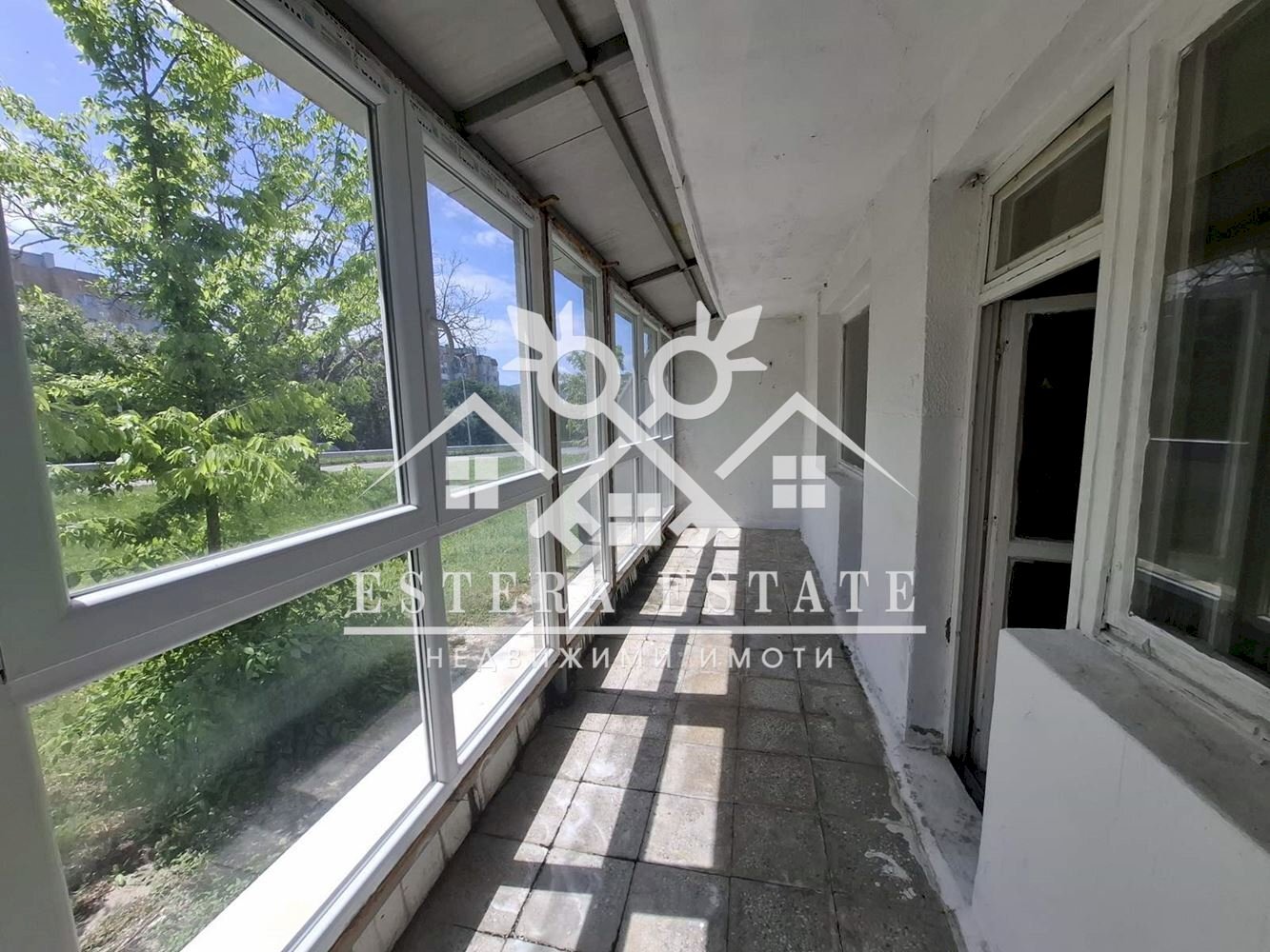 Three-room apartment Shumen (neighborhood 5-ти полк) - photo 1