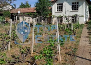 Independent house Sevlievo - photo 1