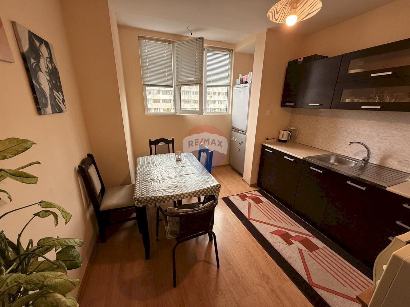 Three-room apartment Varna (neighborhood Червен площад) - photo 1