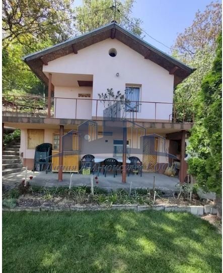 Villa Shumen (zona м-т Под Манастира) - foto 1