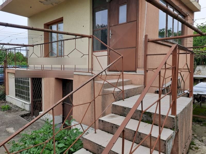 Villa Shumen (zona м-т Под Манастира) - foto 1