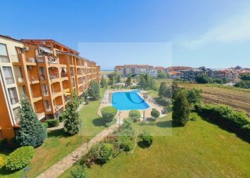 Three-room apartment гр. Ахелой, Pomorie - photo 1
