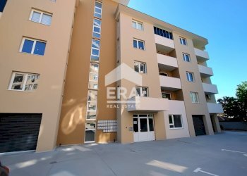 Trilocale Kardzhali (zona Център) - foto 1