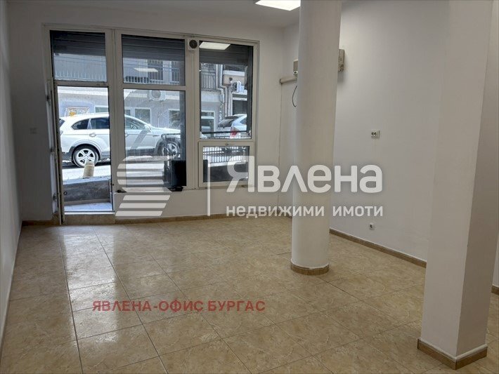 Shop Burgas (neighborhood Лазур) - photo 1