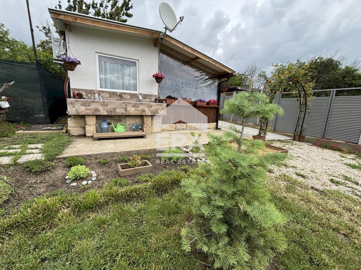 Villa Varna (neighborhood м-т Ментешето) - photo 1