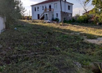 Casa indipendente Burgas (zona с.Извор) - foto 1