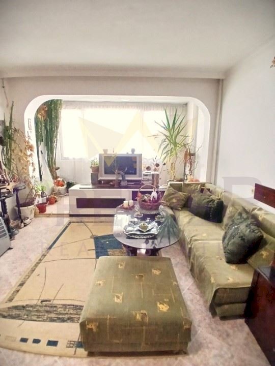 Bilocale Sofia (zona Люлин 3) - foto 1