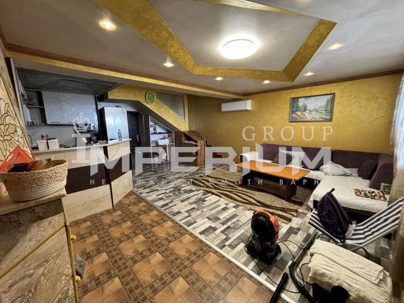 Villa Varna - foto 1