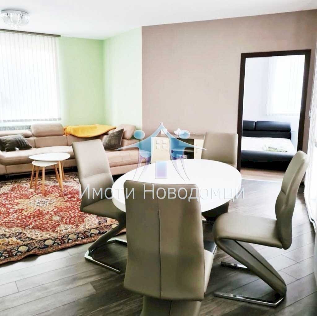 Apartment Shumen (neighborhood Добруджански) - photo 1