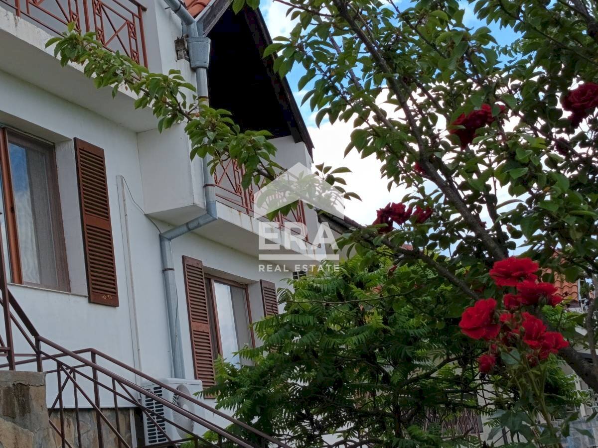 Villa Burgas - photo 1