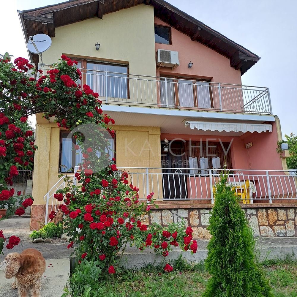 Casa indipendente Balchik - foto 1