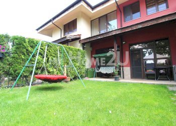 Casa indipendente Plovdiv (zona Коматево) - foto 1