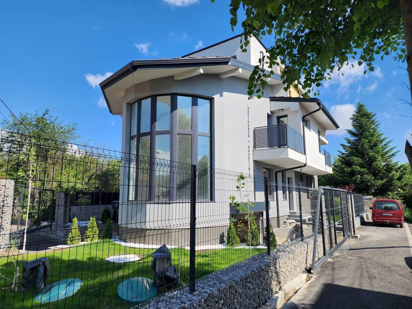 Casa indipendente Sofia (zona в.з.Врана - Герман) - foto 1