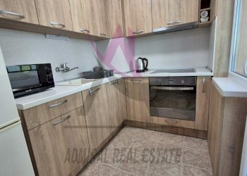 Four-room apartment Varna (neighborhood Генералите) - photo 1