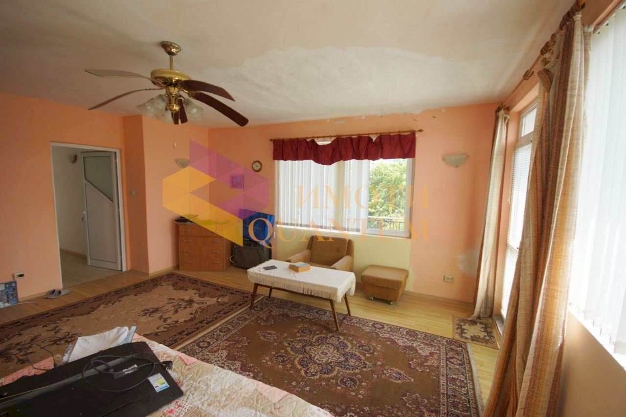 Independent house Avren - photo 1