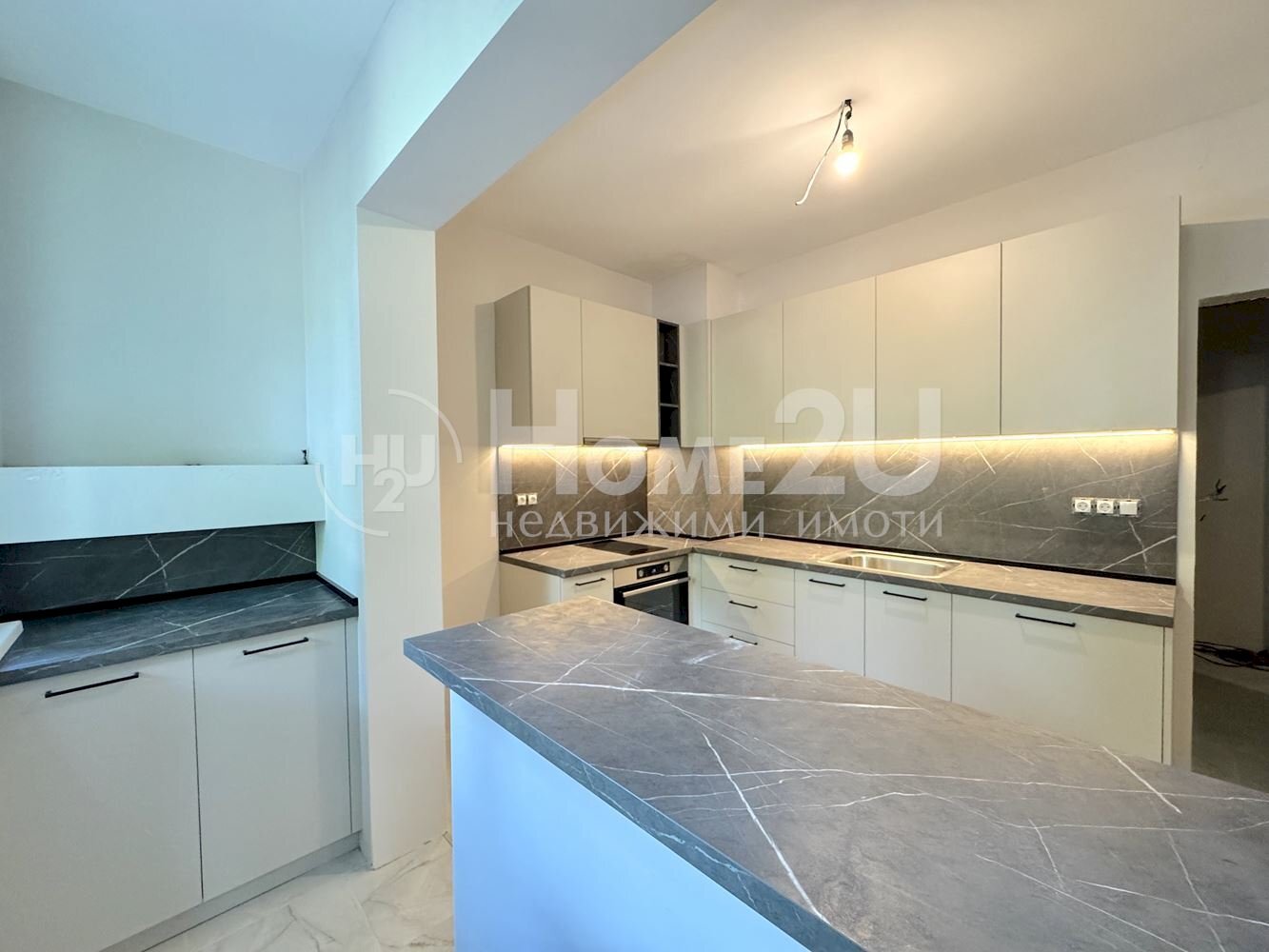 Three-room apartment Sofia (neighborhood Борово) - photo 1