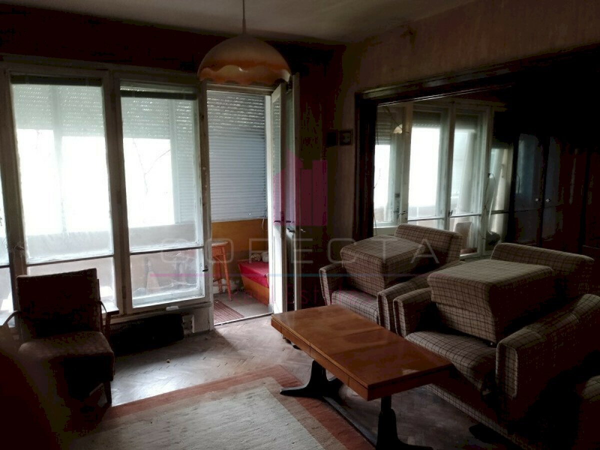 Four-room apartment Ruse (neighborhood Център) - photo 1